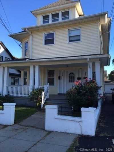 Home For Rent in Bridgeport, Connecticut