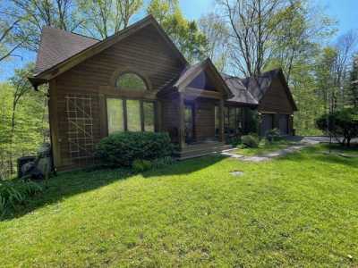 Home For Sale in Logan, Ohio