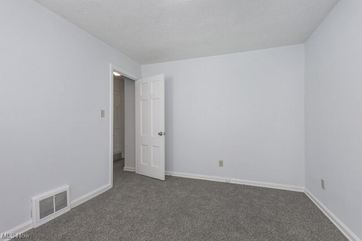 Picture of Home For Rent in Akron, Ohio, United States