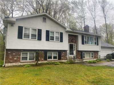 Home For Rent in Hamden, Connecticut