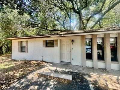 Home For Rent in Leesburg, Florida