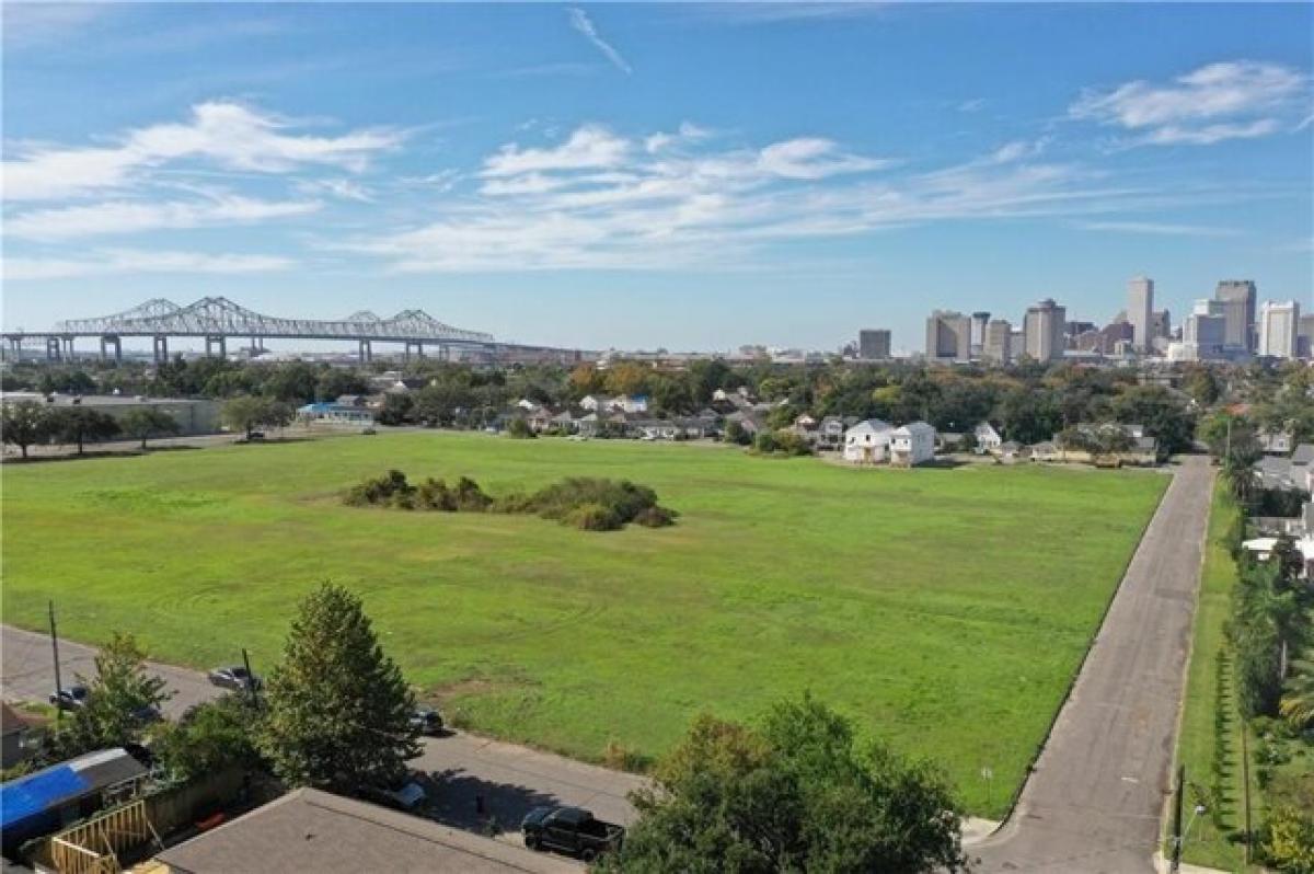 Picture of Residential Land For Sale in New Orleans, Louisiana, United States