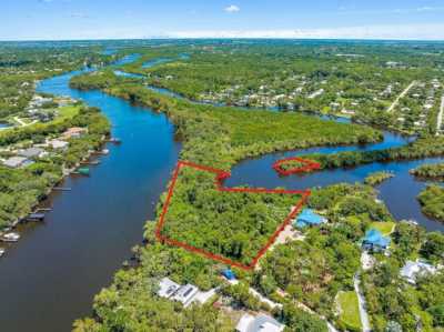 Residential Land For Sale in Stuart, Florida