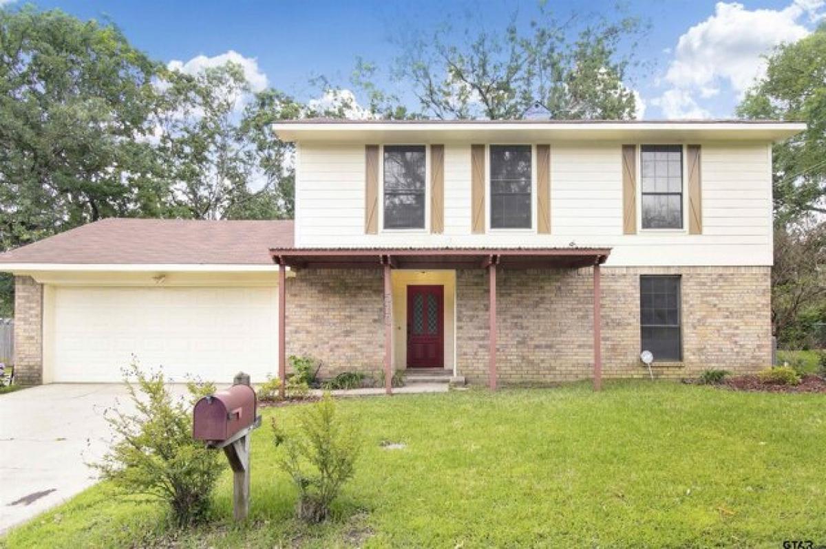 Picture of Home For Sale in Mount Pleasant, Texas, United States