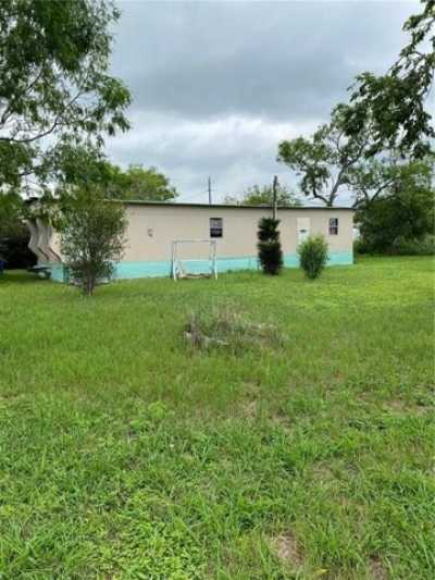 Home For Sale in Woodsboro, Texas