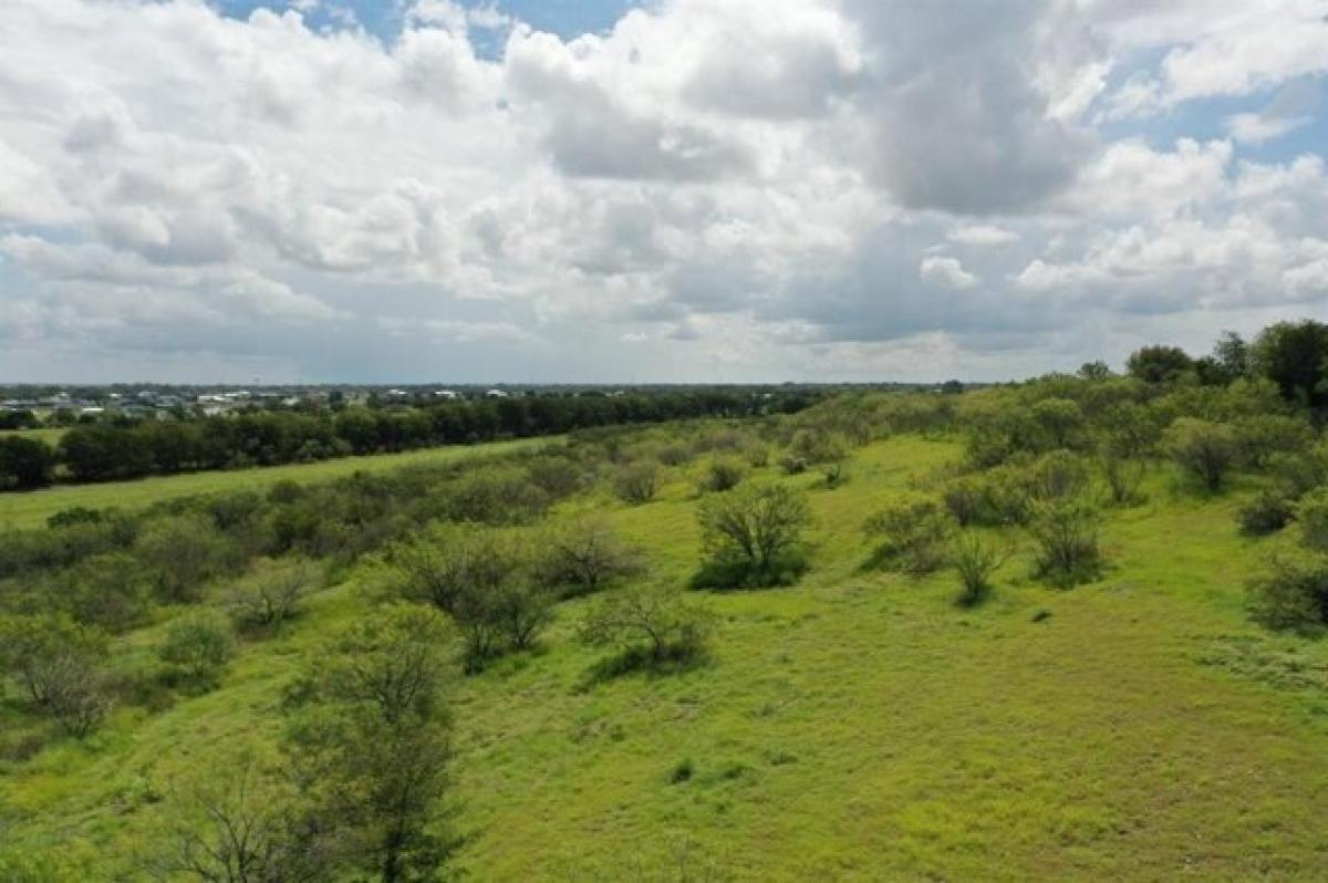 Picture of Residential Land For Sale in San Marcos, Texas, United States