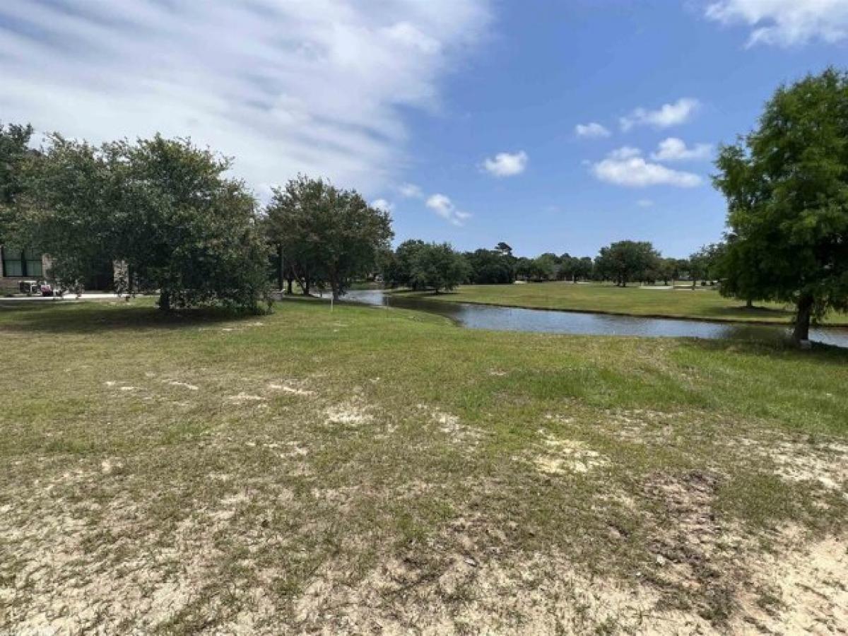 Picture of Residential Land For Sale in Gulf Shores, Alabama, United States