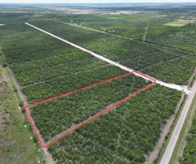 Residential Land For Sale in Skidmore, Texas