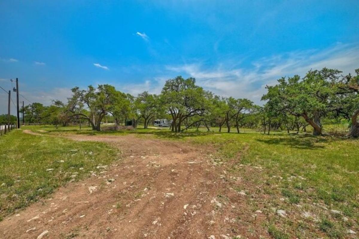 Picture of Residential Land For Sale in Dripping Springs, Texas, United States