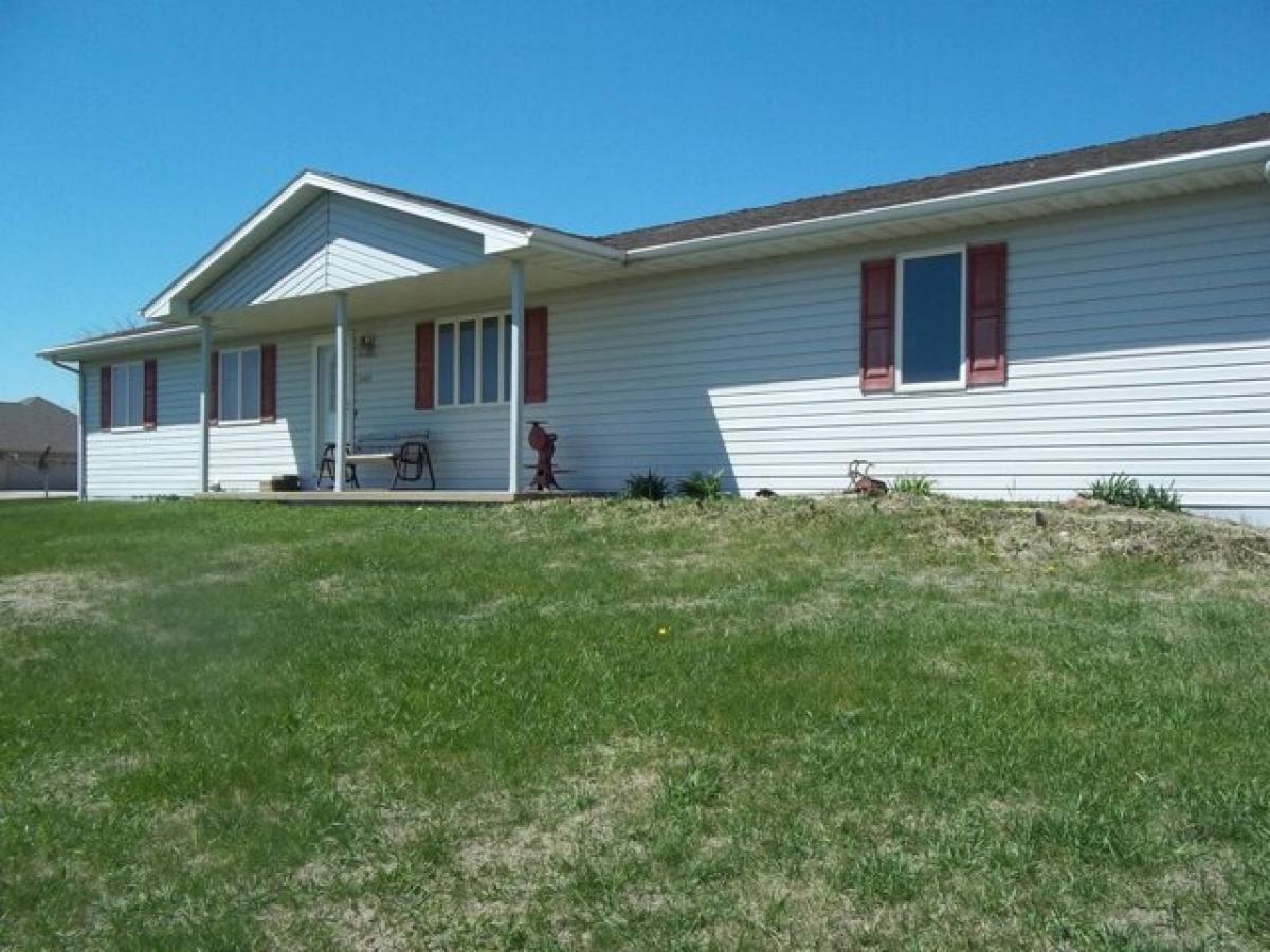 Picture of Home For Sale in Wall Lake, Iowa, United States