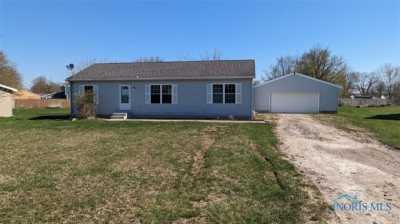 Home For Sale in Genoa, Ohio