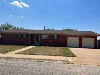 Home For Sale in Snyder, Texas