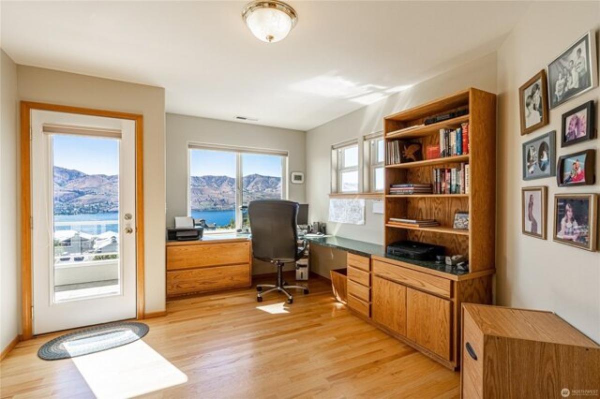 Picture of Home For Sale in Chelan, Washington, United States