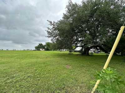 Residential Land For Sale in Burton, Texas