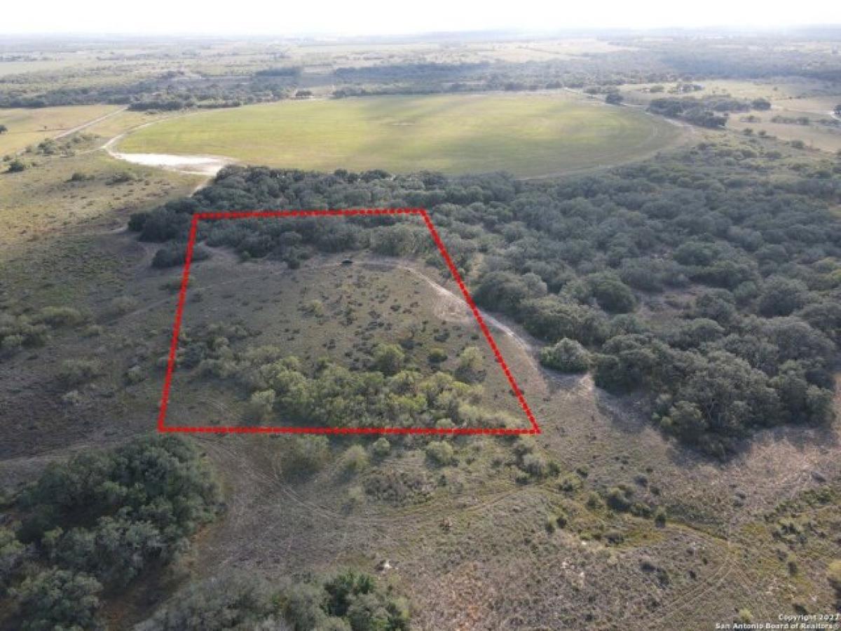 Picture of Residential Land For Sale in Poteet, Texas, United States