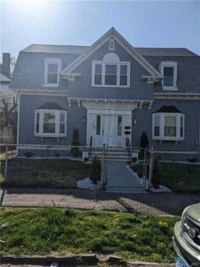 Home For Rent in Bridgeport, Connecticut