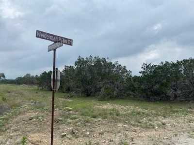 Residential Land For Sale in Blanco, Texas