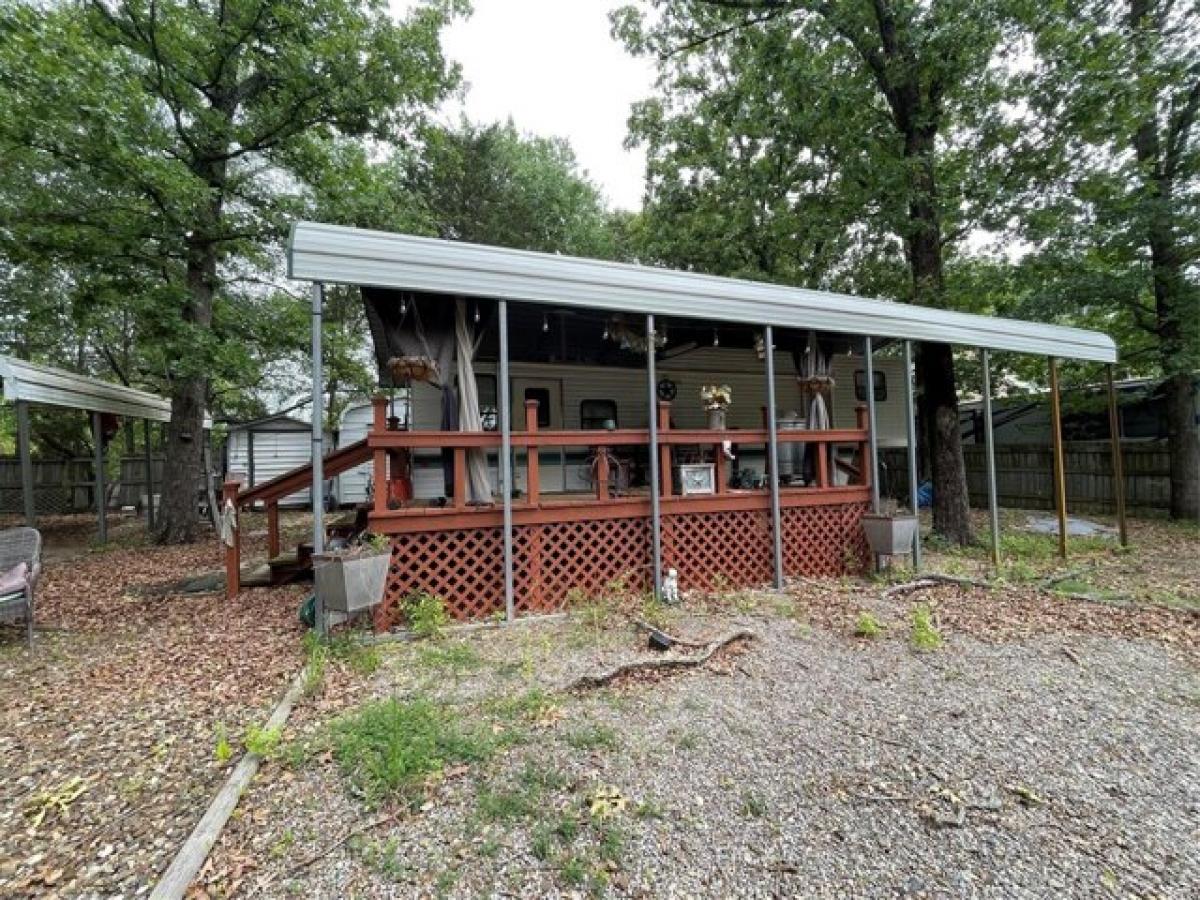 Picture of Home For Sale in Yantis, Texas, United States