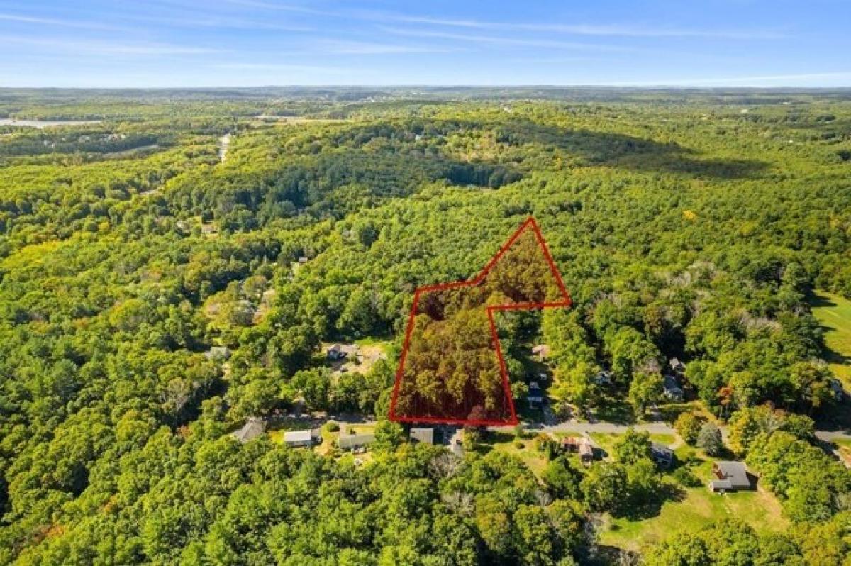 Picture of Residential Land For Sale in Haverhill, Massachusetts, United States