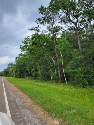 Residential Land For Sale in Anahuac, Texas