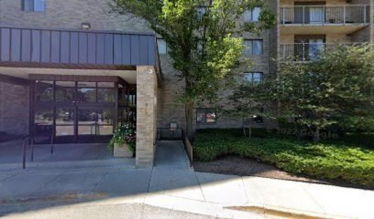 Picture of Apartment For Rent in Willowbrook, Illinois, United States