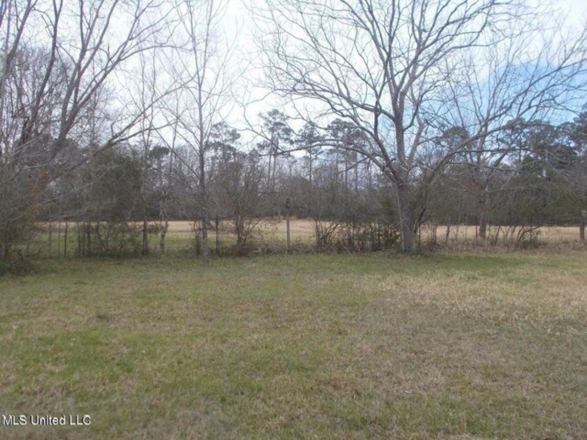 Picture of Residential Land For Sale in Gulfport, Mississippi, United States