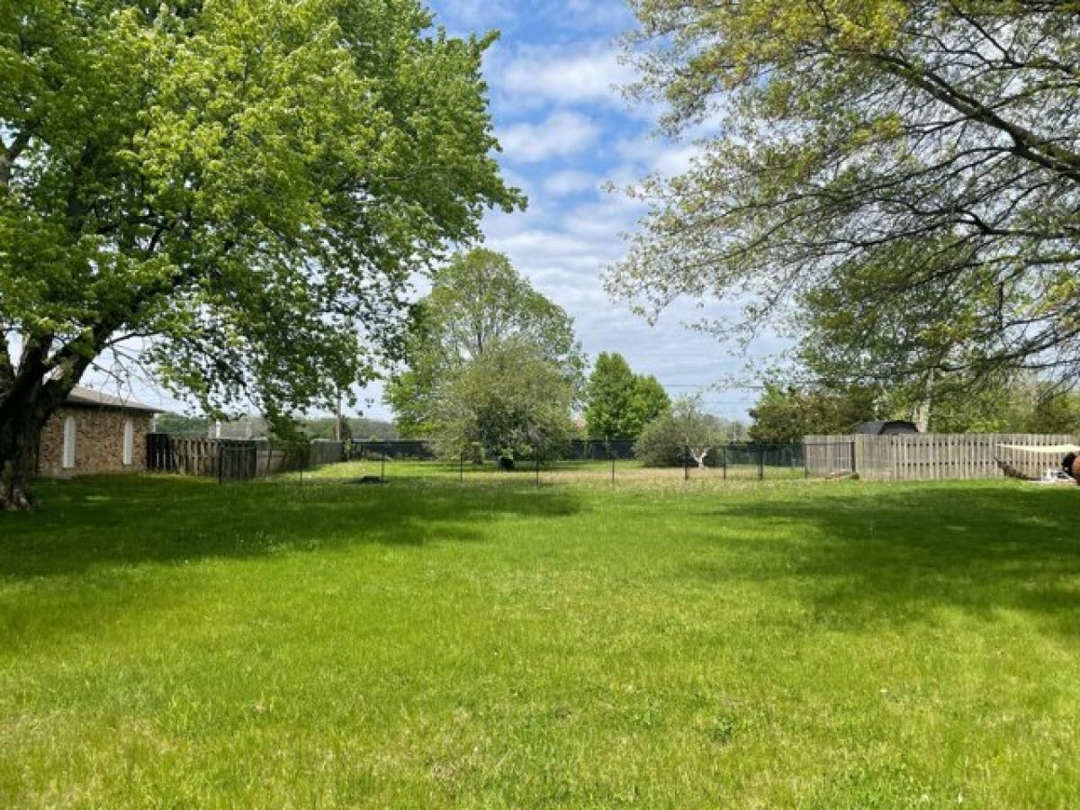 Picture of Residential Land For Sale in Avon, Indiana, United States