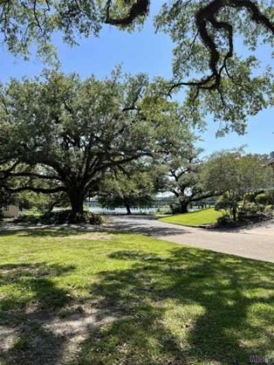 Residential Land For Sale in Baton Rouge, Louisiana