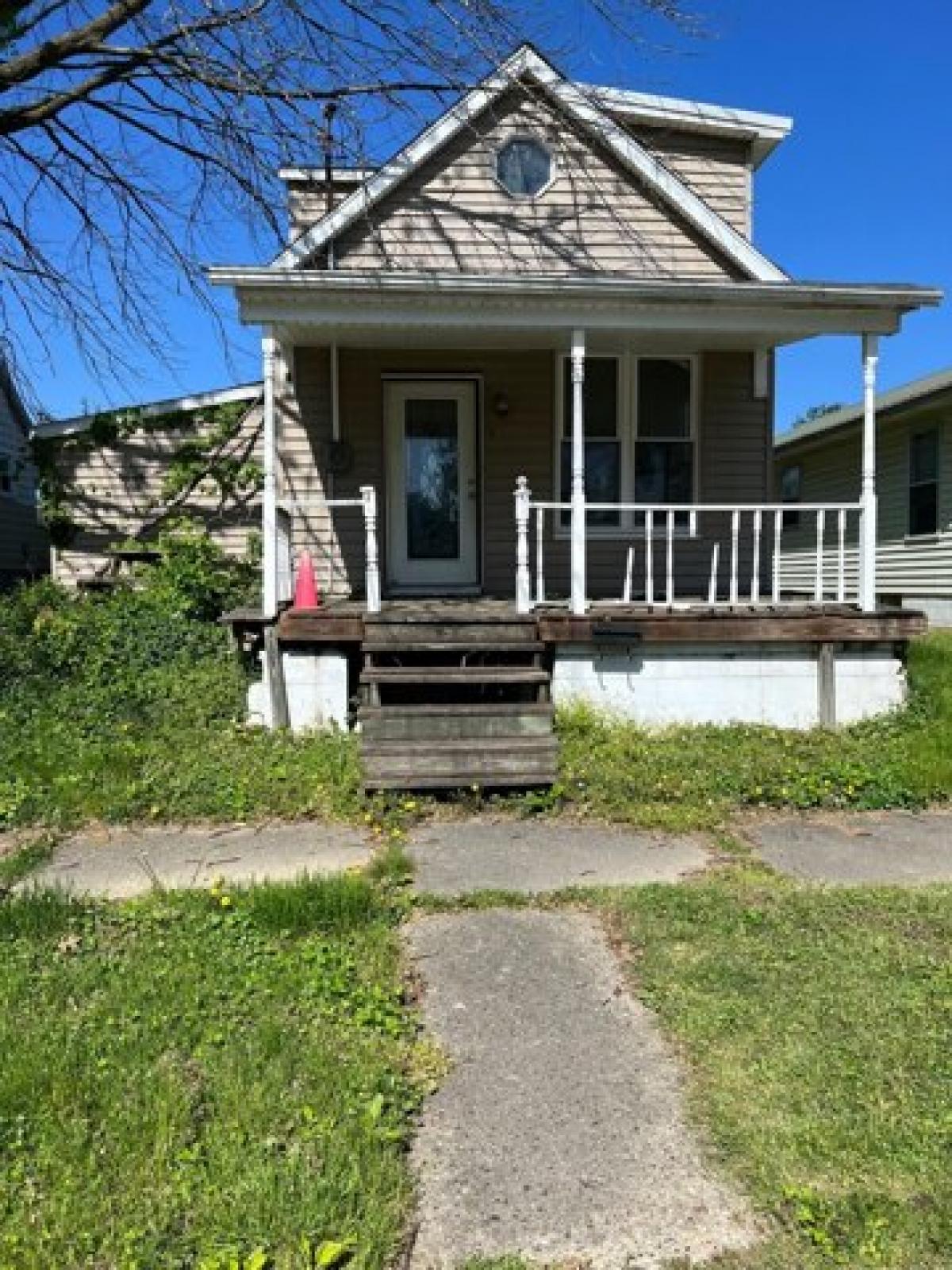 Picture of Home For Sale in Tell City, Indiana, United States