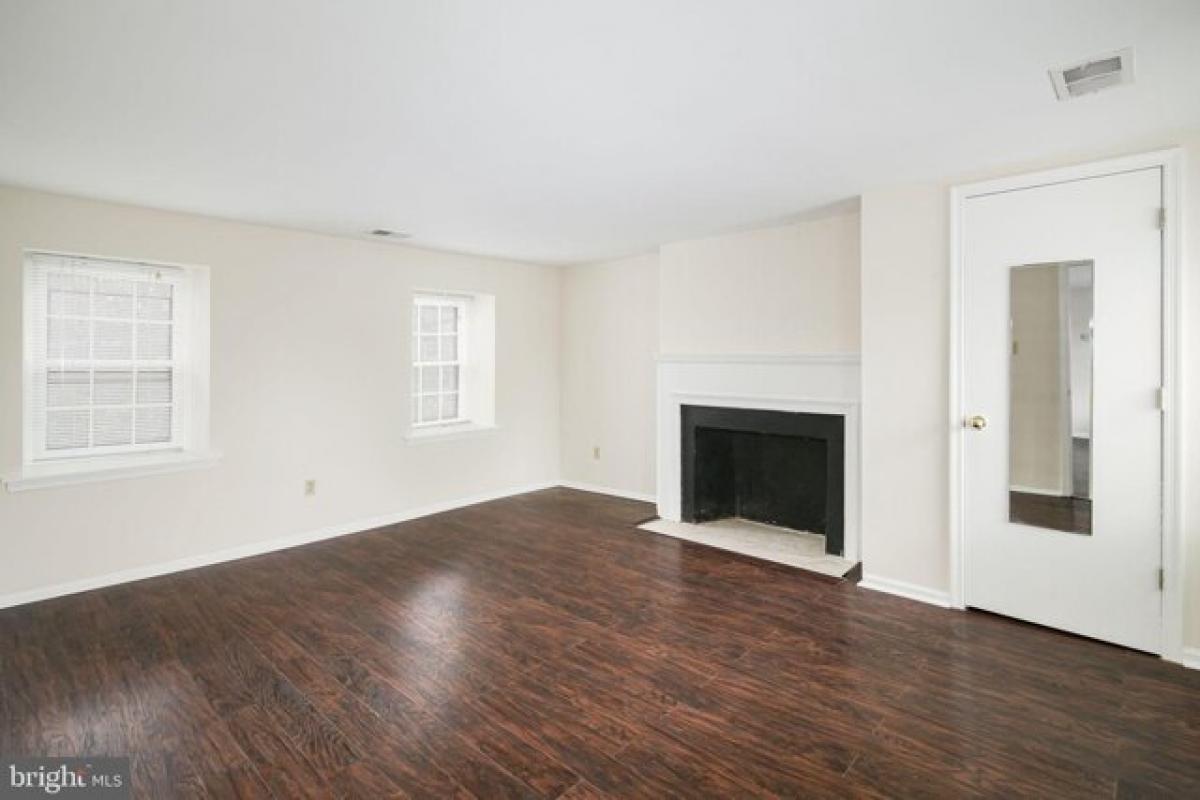 Picture of Apartment For Rent in Newtown, Pennsylvania, United States