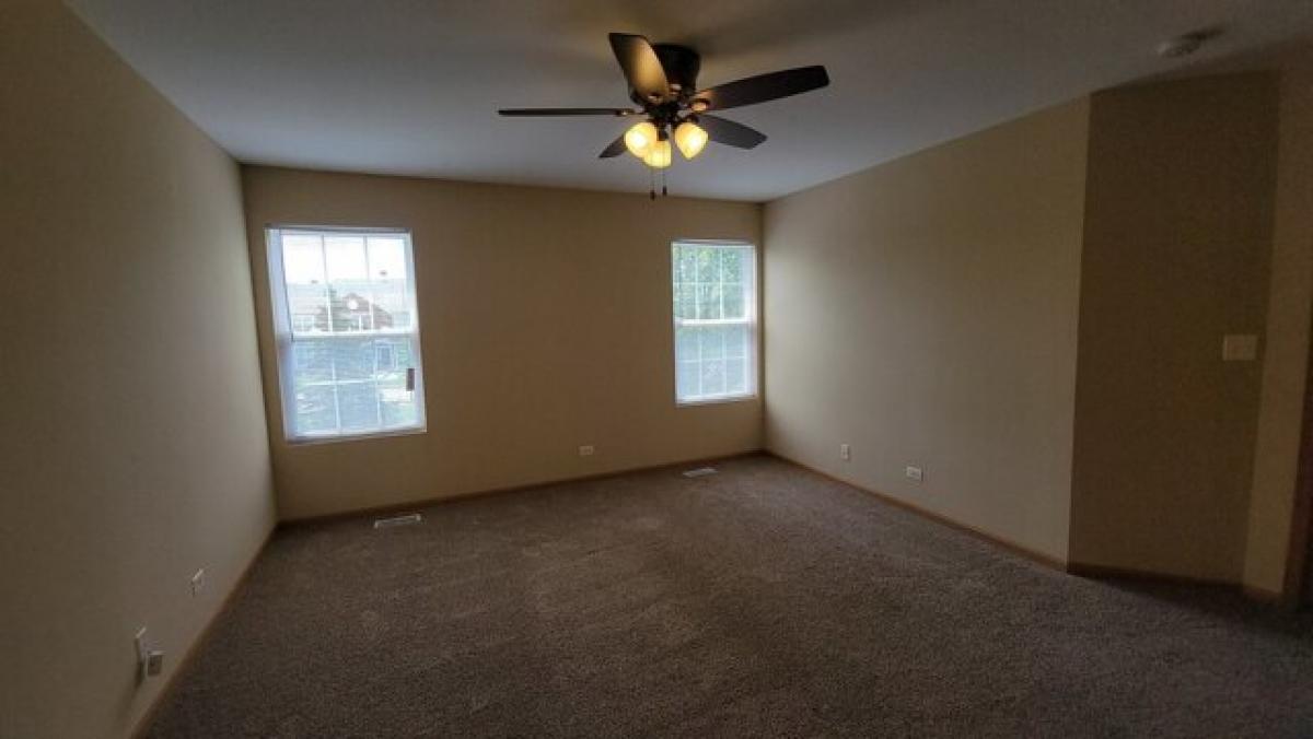 Picture of Home For Rent in Oswego, Illinois, United States