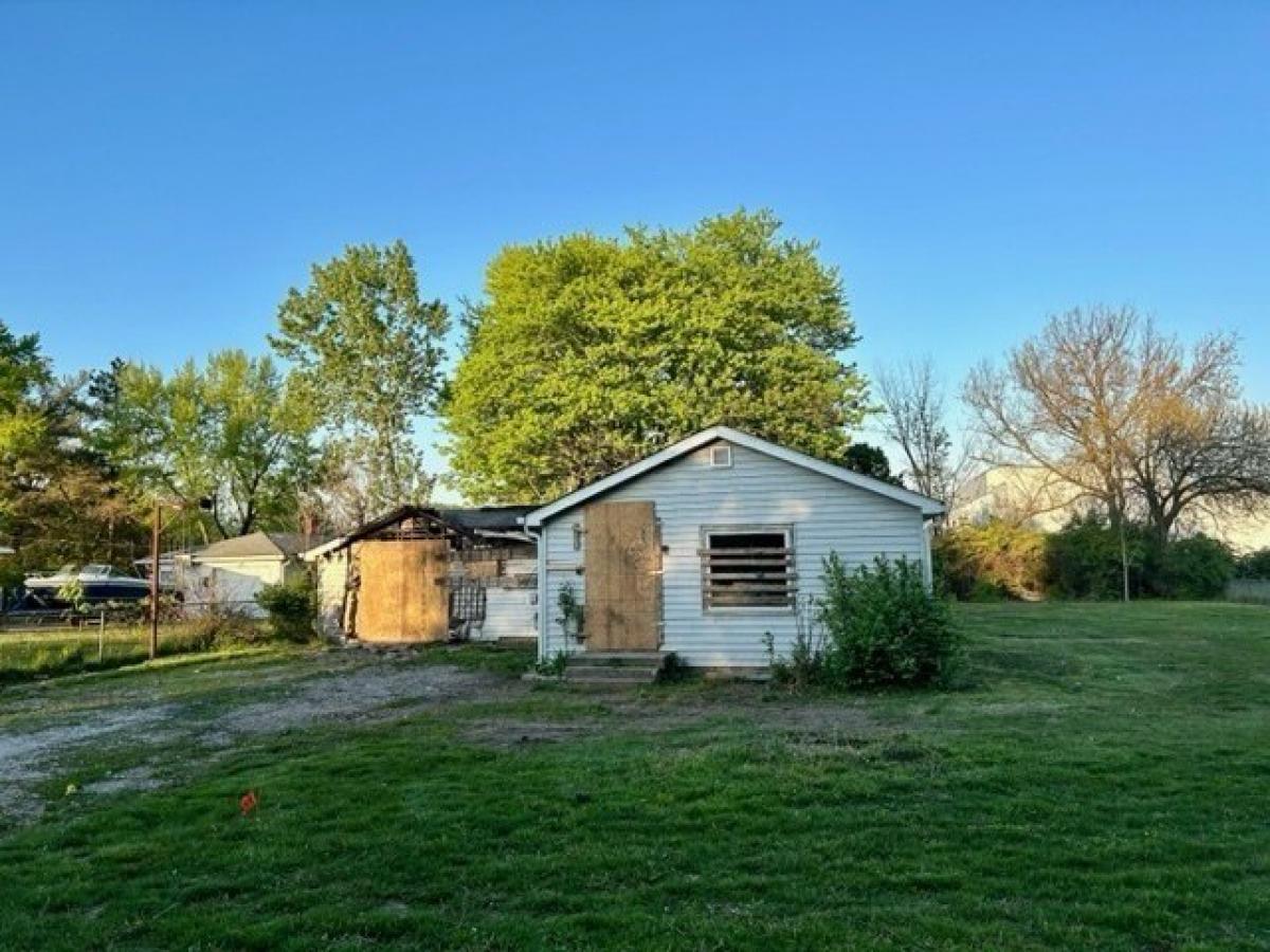 Picture of Home For Sale in Plainfield, Indiana, United States