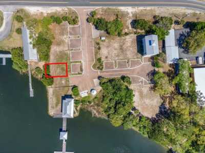 Residential Land For Sale in Steinhatchee, Florida