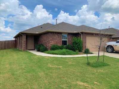 Home For Rent in Yukon, Oklahoma