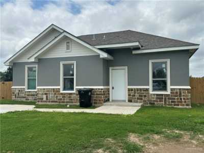 Home For Sale in Weslaco, Texas