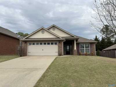 Home For Rent in Owens Cross Roads, Alabama