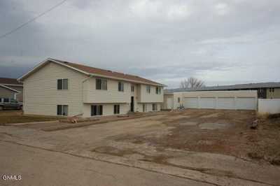 Home For Sale in Sidney, Montana