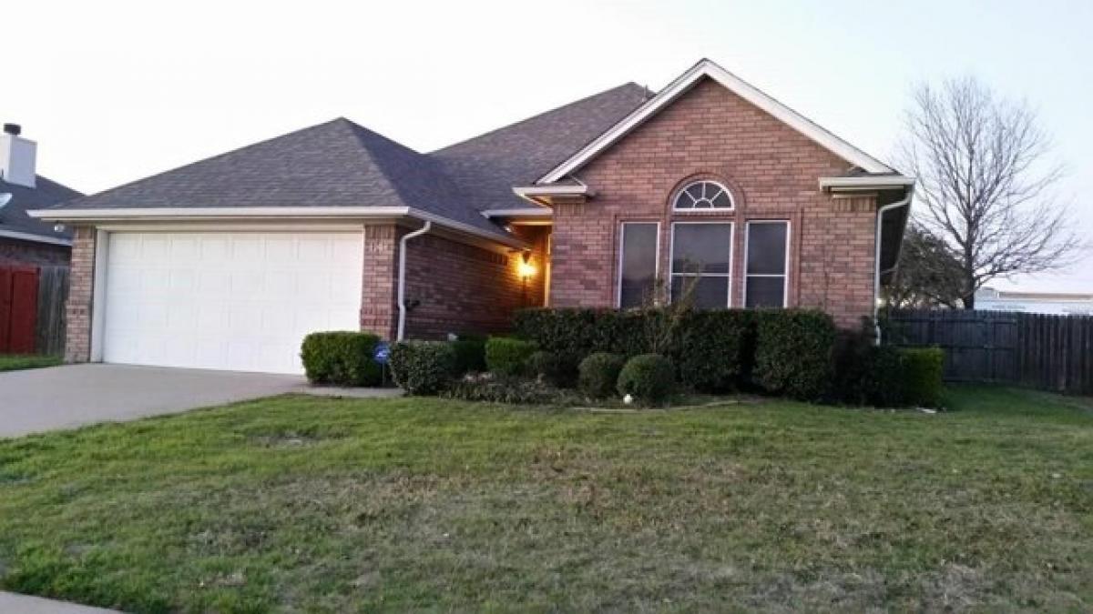 Picture of Home For Rent in Crowley, Texas, United States