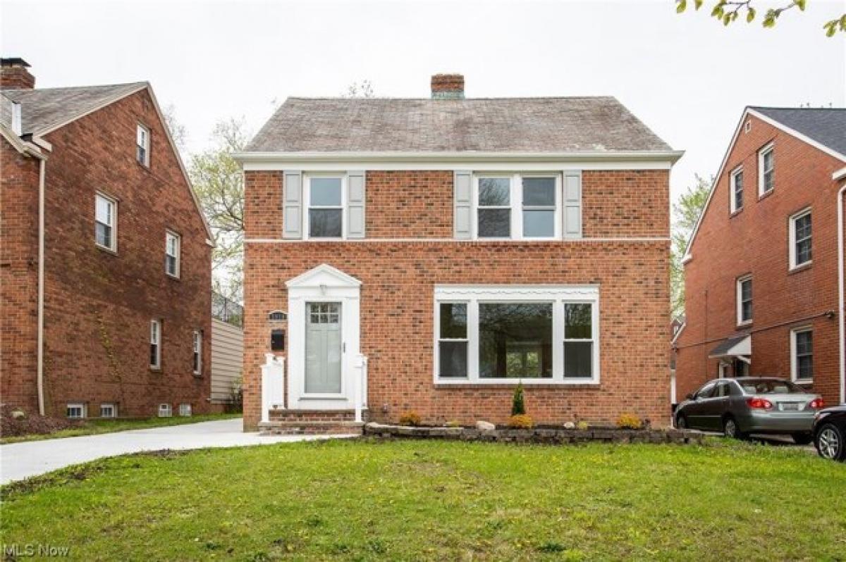 Picture of Home For Sale in University Heights, Ohio, United States