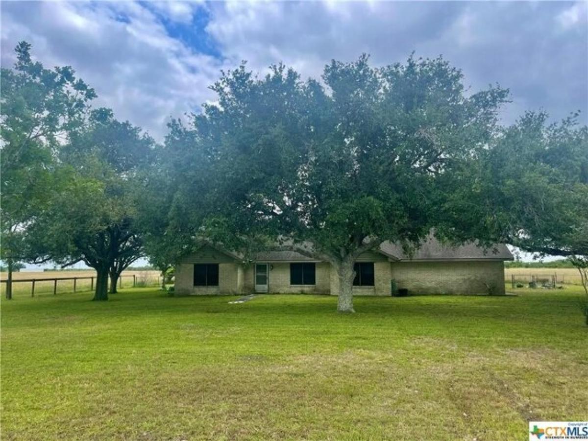 Picture of Home For Sale in Victoria, Texas, United States