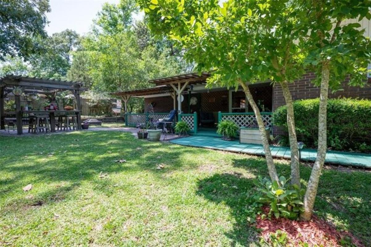 Picture of Home For Sale in Warren, Texas, United States