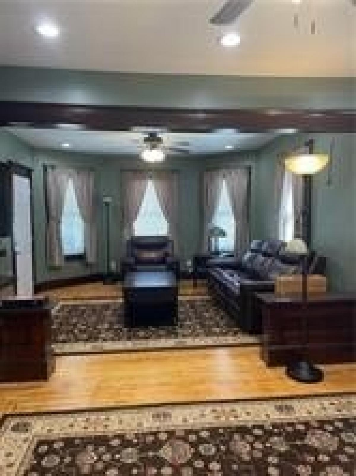 Picture of Home For Rent in Woonsocket, Rhode Island, United States