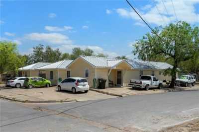 Home For Sale in Weslaco, Texas