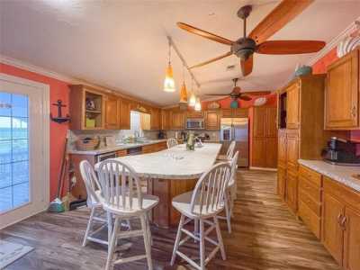 Home For Sale in Gilchrist, Texas