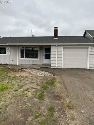 Home For Sale in Florence, Oregon