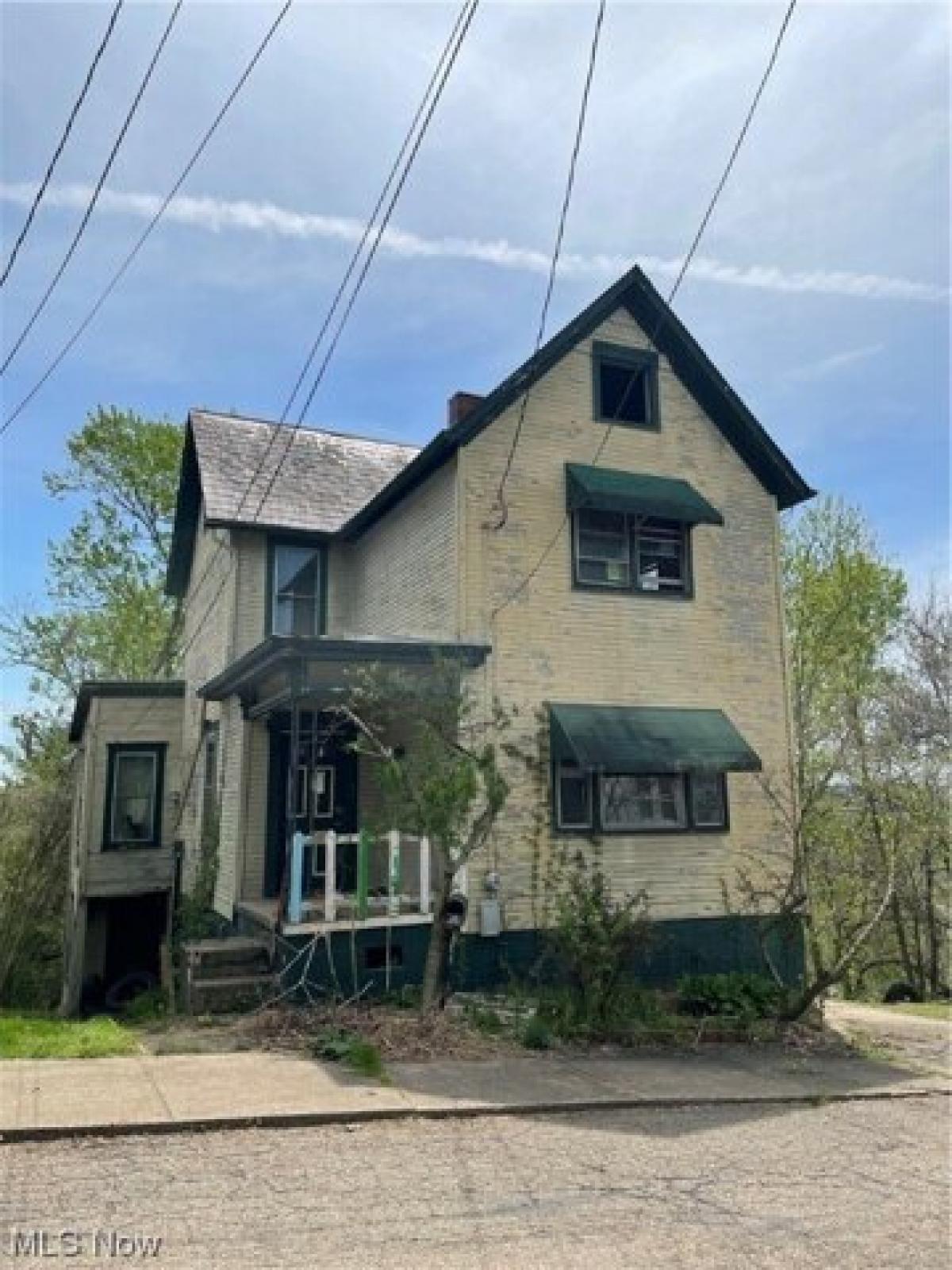 Picture of Home For Sale in Marietta, Ohio, United States
