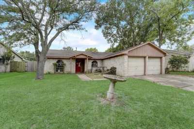 Home For Sale in Stafford, Texas