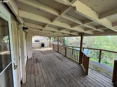 Home For Sale in Tillamook, Oregon