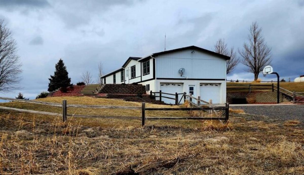 Picture of Home For Sale in North Platte, Nebraska, United States