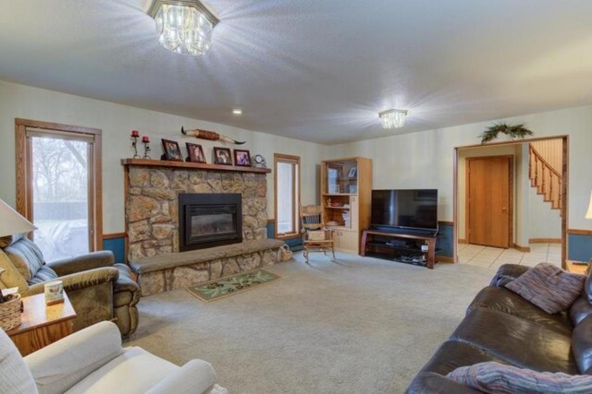 Picture of Home For Sale in Cody, Wyoming, United States